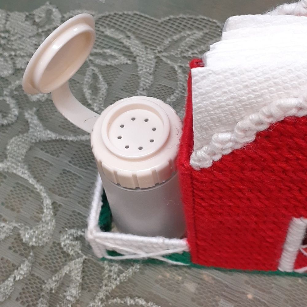 Vintage 2-pcHandmade Needlepoint plastic Canvas barn and 3D birdhouse collection - Picture 5 of 13